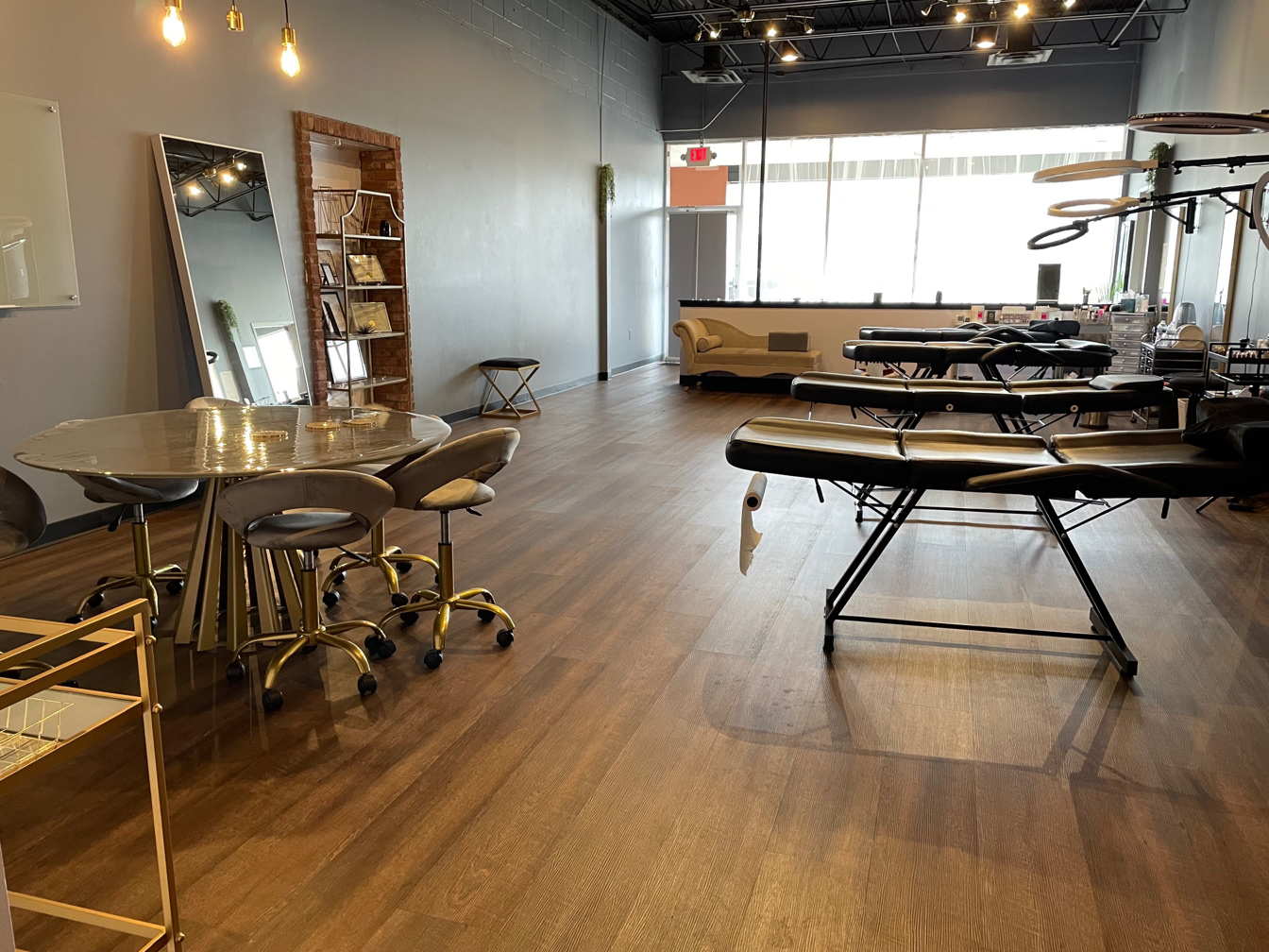 NV Artistry Studios - Indianapolis IN | Vagaro